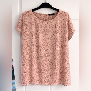 Halogen Blush Top with Black Dots